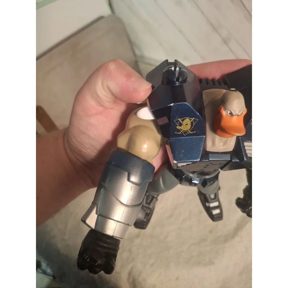 Vintage 1996 Mighty Ducks Nitro Fist Grin Action Figure Toy Punching
